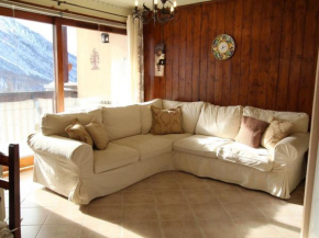 Appartement à Montgenèvre, 5 couchages, balcon sud, parking, animaux admis, proche des pistes - FR-1-330D-121